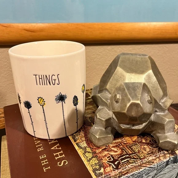 RARE RETIRED RAE DUNN ‘THINGS’ CONTAINER - Picture 7 of 9